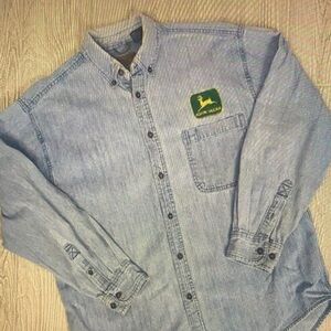 Vintage John Deere Long Sleeve Denim
Button Front Shirt Mens Size Large
100% Cot
